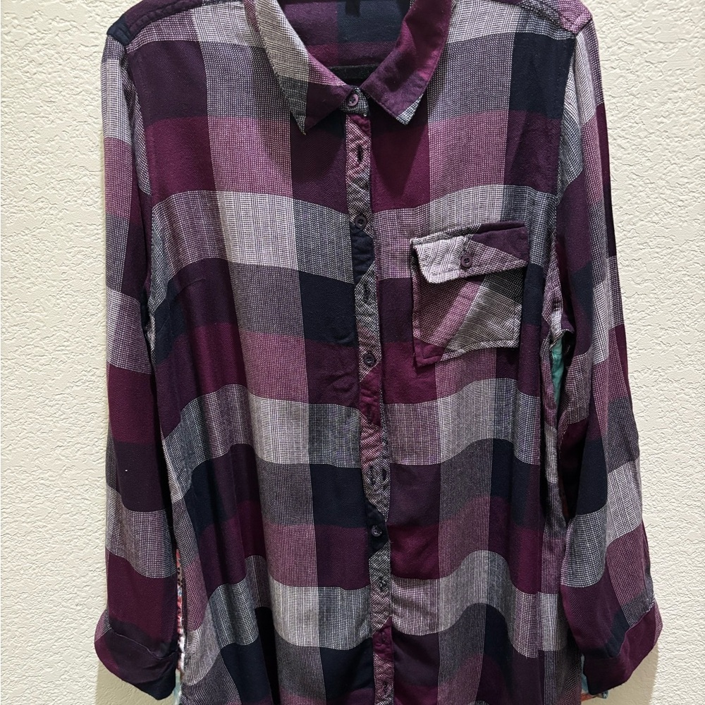 Tolani Women’s Purple Black and Gray Plaid Shirt Size XL